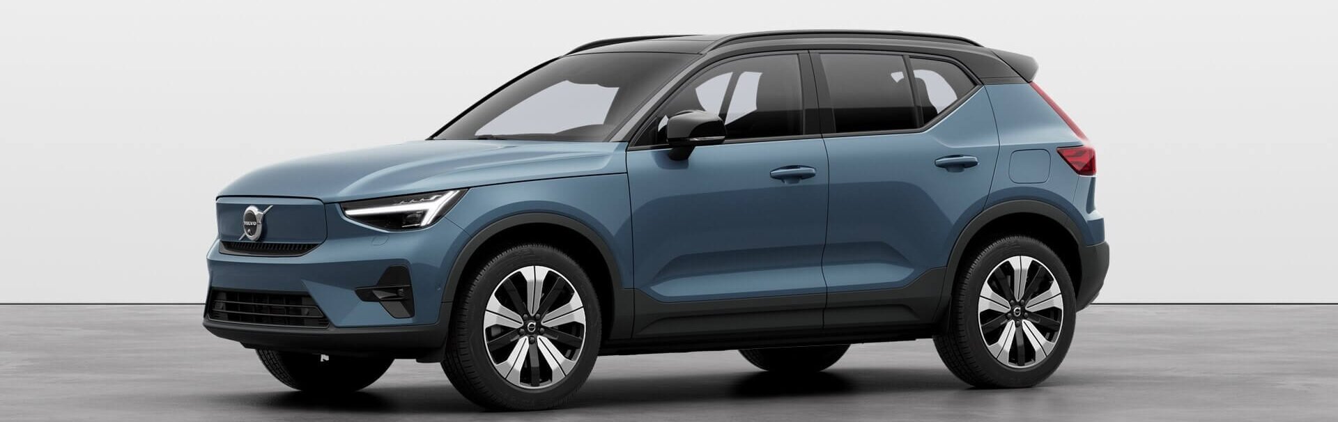 MY23VolvoXC40PureElectricFjordBlueGalleryViewprocessed_processed.jpg